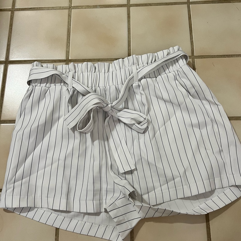 Black and white stripe tie shorts